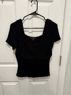 Lulu’s Black Square Neck Top